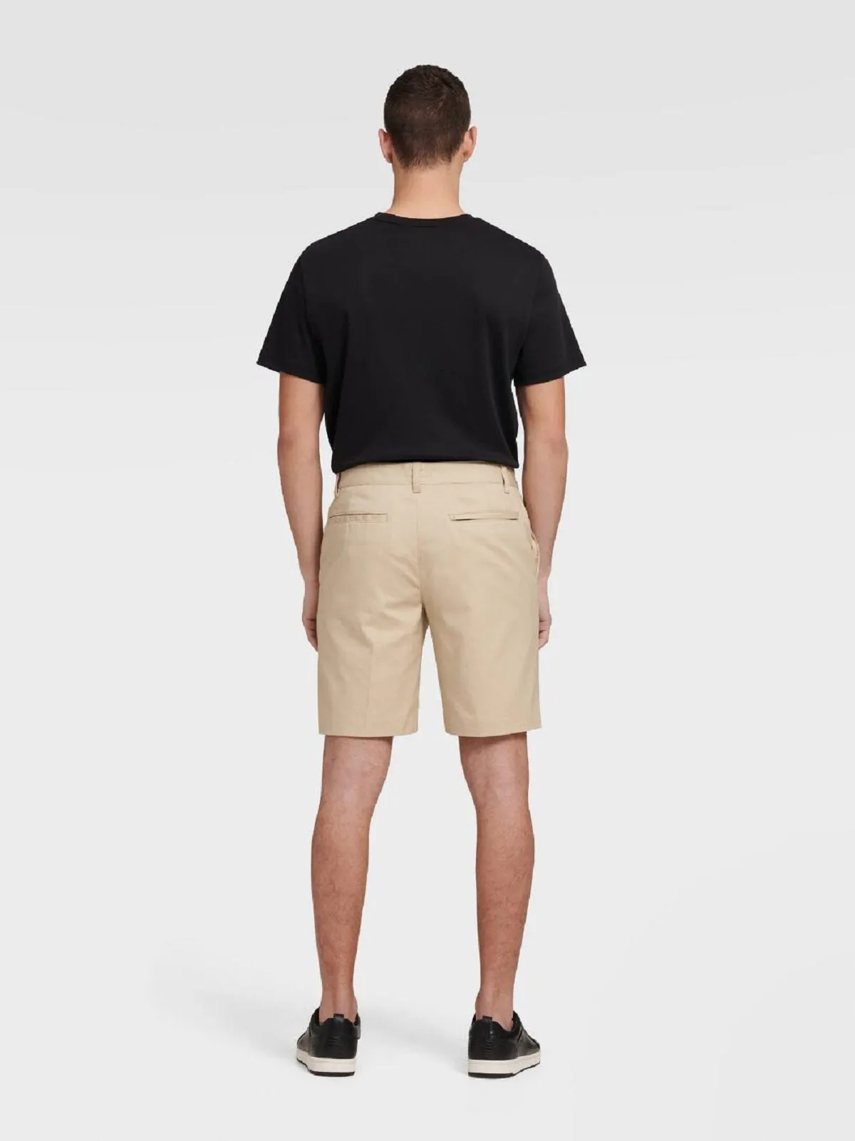 DKNY Men's Regular-Fit Stretch Tech Shorts, Khaki, W29 x L9