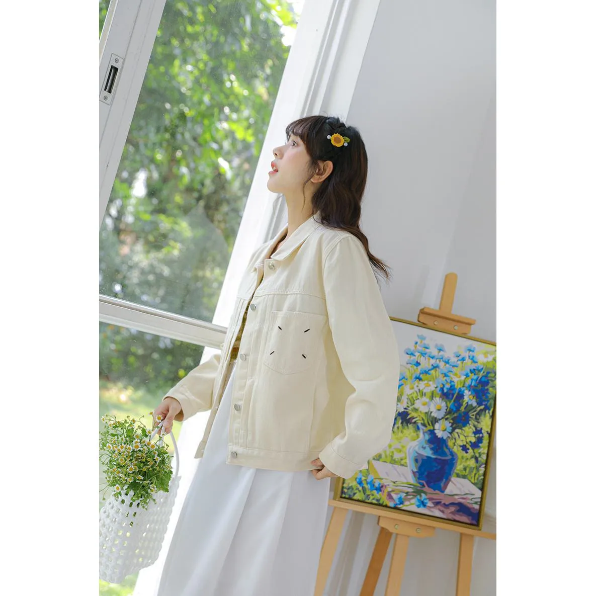 Simplicity Embroidery Loose-Fit Denim Jacket