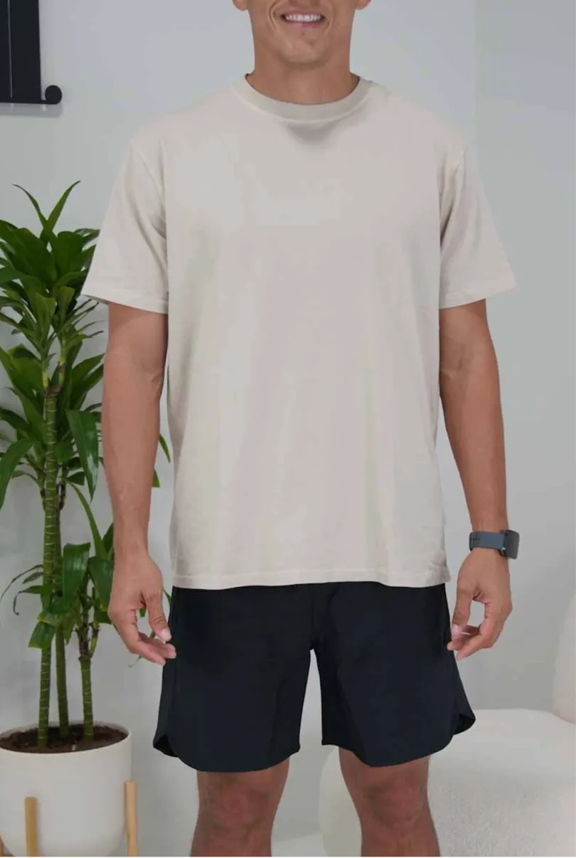 Wave Accent Essential Active Shorts